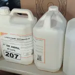 LOTE 207 - 20 LITROS DE SABONETE DE ESPUMA ANTISSÉPTICO. (NO ESTADO) ATENÇÃO! FAZER A VISITAÇÃO ANTES DE ARREMATAR, NÃO SABEMOS SE FUNCIONA. LEILÃO NÃO TEM GARANTIA E NEM DEVOLUÇÃO, SUJEITO A POSSÍVEIS AVARIAS VISÍVEIS/OCULTAS E/OU AUSÊNCIA DE COMPONENTES.