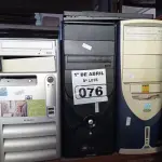 LOTE 076 - 03 CPU’S E 01 MONITOR MARCAS E MODELOS DIVERSOS PARA RETIRADA DE PEÇAS. (NO ESTADO) ATENÇÃO! FAZER A VISITAÇÃO ANTES DE ARREMATAR, NÃO SABEMOS SE FUNCIONA. LEILÃO NÃO TEM GARANTIA E NEM DEVOLUÇÃO, SUJEITO A POSSÍVEIS AVARIAS VISÍVEIS/OCULTAS E/OU AUSÊNCIA DE COMPONENTES.