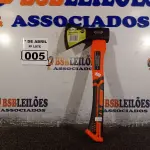 LOTE 005 - 01 MACHADINHA CAÇA E PESCA COM CABO EMBORRACHADO. (NO ESTADO) ATENÇÃO! FAZER A VISITAÇÃO ANTES DE ARREMATAR, NÃO SABEMOS SE FUNCIONA. LEILÃO NÃO TEM GARANTIA E NEM DEVOLUÇÃO, SUJEITO A POSSÍVEIS AVARIAS VISÍVEIS/OCULTAS E/OU AUSÊNCIA DE COMPONENTES.