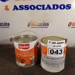 LOTE 043 - 01 GALÃO DE ESMALTE SINTÉTICO IQUINE AZUL DEL REY 3,6L E 01 GALÃO DE COMPLEMENTO NIVELADOR PARA MADEIRA FUNDO BRANCO FOSCO 3,6. (NO ESTADO) ATENÇÃO! FAZER A VISITAÇÃO ANTES DE ARREMATAR, NÃO SABEMOS SE FUNCIONA. LEILÃO NÃO TEM GARANTIA E NEM DEVOLUÇÃO, SUJEITO A POSSÍVEIS AVARIAS VISÍVEIS/OCULTAS E/OU AUSÊNCIA DE COMPONENTES.