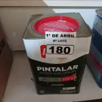 LOTE 180 - 01 LATA DE TINTA IQUINE PINTALAR 18L FOSCO AVELUDADO NA COR VERDE PISCINA. (NO ESTADO) ATENÇÃO! FAZER A VISITAÇÃO ANTES DE ARREMATAR, NÃO SABEMOS SE FUNCIONA. LEILÃO NÃO TEM GARANTIA E NEM DEVOLUÇÃO, SUJEITO A POSSÍVEIS AVARIAS VISÍVEIS/OCULTAS E/OU AUSÊNCIA DE COMPONENTES.