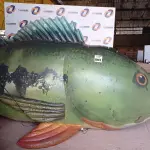 LOTE 065 - 01 BALÃO EM FORMATO DE PEIXE. (NO ESTADO) ATENÇÃO! FAZER A VISITAÇÃO ANTES DE ARREMATAR, NÃO SABEMOS SE FUNCIONA. LEILÃO NÃO TEM GARANTIA E NEM DEVOLUÇÃO, SUJEITO A POSSÍVEIS AVARIAS VISÍVEIS/OCULTAS E/OU AUSÊNCIA DE COMPONENTES.