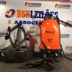 LOTE 041 - 01 MACACO SANFONA E 01 PULVERIZADOR. (NO ESTADO) ATENÇÃO! FAZER A VISITAÇÃO ANTES DE ARREMATAR, NÃO SABEMOS SE FUNCIONA. LEILÃO NÃO TEM GARANTIA E NEM DEVOLUÇÃO, SUJEITO A POSSÍVEIS AVARIAS VISÍVEIS/OCULTAS E/OU AUSÊNCIA DE COMPONENTES.