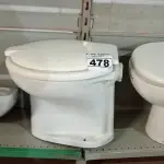 LOTE 478 - 02 VASOS SANITÁRIO E 01 CUBA PARA LAVATÓRIO. (NO ESTADO) ATENÇÃO! FAZER A VISITAÇÃO ANTES DE ARREMATAR, NÃO SABEMOS SE FUNCIONA. LEILÃO NÃO TEM GARANTIA E NEM DEVOLUÇÃO, SUJEITO A POSSÍVEIS AVARIAS VISÍVEIS/OCULTAS E/OU AUSÊNCIA DE COMPONENTES.