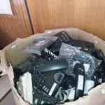 LOTE 490 - 01 LOTE COM VÁRIOS APARELHOS DE TELEFONE MARCAS E MODELOS DIVERSOS. (NO ESTADO) ATENÇÃO! FAZER A VISITAÇÃO ANTES DE ARREMATAR, NÃO SABEMOS SE FUNCIONA. LEILÃO NÃO TEM GARANTIA E NEM DEVOLUÇÃO, SUJEITO A POSSÍVEIS AVARIAS VISÍVEIS/OCULTAS E/OU AUSÊNCIA DE COMPONENTES.