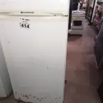LOTE 414 - 01 GELADEIRA MARCA CONTINENTAL 220V. (NO ESTADO) ATENÇÃO! FAZER A VISITAÇÃO ANTES DE ARREMATAR, NÃO SABEMOS SE FUNCIONA. LEILÃO NÃO TEM GARANTIA E NEM DEVOLUÇÃO, SUJEITO A POSSÍVEIS AVARIAS VISÍVEIS/OCULTAS E/OU AUSÊNCIA DE COMPONENTES.