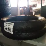 LOTE 470 - 02 PNEUS DE MOTO USADOS 100/90/19 E 90/90/21. (NO ESTADO) ATENÇÃO! FAZER A VISITAÇÃO ANTES DE ARREMATAR, NÃO SABEMOS SE FUNCIONA. LEILÃO NÃO TEM GARANTIA E NEM DEVOLUÇÃO, SUJEITO A POSSÍVEIS AVARIAS VISÍVEIS/OCULTAS E/OU AUSÊNCIA DE COMPONENTES.