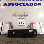 LOTE 330 - 01 MINI CPU E 04 HARD DISC MARCAS E MODELOS DIVERSOS. (NO ESTADO) ATENÇÃO! FAZER A VISITAÇÃO ANTES DE ARREMATAR, NÃO SABEMOS SE FUNCIONA. LEILÃO NÃO TEM GARANTIA E NEM DEVOLUÇÃO, SUJEITO A POSSÍVEIS AVARIAS VISÍVEIS/OCULTAS E/OU AUSÊNCIA DE COMPONENTES.