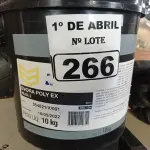 LOTE 266 - 01 BALDE DE GRAXA POLY EX NLGI2 10KG. (NO ESTADO) ATENÇÃO! FAZER A VISITAÇÃO ANTES DE ARREMATAR, NÃO SABEMOS SE FUNCIONA. LEILÃO NÃO TEM GARANTIA E NEM DEVOLUÇÃO, SUJEITO A POSSÍVEIS AVARIAS VISÍVEIS/OCULTAS E/OU AUSÊNCIA DE COMPONENTES.