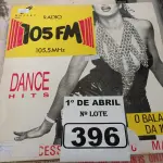 LOTE 396 - 01 LOTE COM VÁRIOS DISCOS DE VINIL. (NO ESTADO) ATENÇÃO! FAZER A VISITAÇÃO ANTES DE ARREMATAR, NÃO SABEMOS SE FUNCIONA. LEILÃO NÃO TEM GARANTIA E NEM DEVOLUÇÃO, SUJEITO A POSSÍVEIS AVARIAS VISÍVEIS/OCULTAS E/OU AUSÊNCIA DE COMPONENTES.