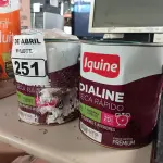 LOTE 251 - 02 GALÕES DE ESMALTE SINTÉTICO IQUINE DIALINE 3,6L NA COR VERDE COLONIAL. (NO ESTADO) ATENÇÃO! FAZER A VISITAÇÃO ANTES DE ARREMATAR, NÃO SABEMOS SE FUNCIONA. LEILÃO NÃO TEM GARANTIA E NEM DEVOLUÇÃO, SUJEITO A POSSÍVEIS AVARIAS VISÍVEIS/OCULTAS E/OU AUSÊNCIA DE COMPONENTES.