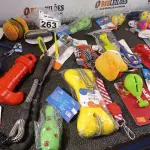 LOTE 263 - 01 LOTE COM VÁRIOS ACESSÓRIOS PARA PET’S. (NO ESTADO) ATENÇÃO! FAZER A VISITAÇÃO ANTES DE ARREMATAR, NÃO SABEMOS SE FUNCIONA. LEILÃO NÃO TEM GARANTIA E NEM DEVOLUÇÃO, SUJEITO A POSSÍVEIS AVARIAS VISÍVEIS/OCULTAS E/OU AUSÊNCIA DE COMPONENTES.