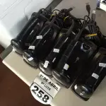 LOTE 258 - 01 LOTE COM VÁRIOS LEITORES DE CÓDIGO DE BARRAS. (NO ESTADO) ATENÇÃO! FAZER A VISITAÇÃO ANTES DE ARREMATAR, NÃO SABEMOS SE FUNCIONA. LEILÃO NÃO TEM GARANTIA E NEM DEVOLUÇÃO, SUJEITO A POSSÍVEIS AVARIAS VISÍVEIS/OCULTAS E/OU AUSÊNCIA DE COMPONENTES.