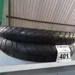 LOTE 401 - 02 PNEUS DE MOTO USADOS 80/90/21 E 110/80/19. (NO ESTADO) ATENÇÃO! FAZER A VISITAÇÃO ANTES DE ARREMATAR, NÃO SABEMOS SE FUNCIONA. LEILÃO NÃO TEM GARANTIA E NEM DEVOLUÇÃO, SUJEITO A POSSÍVEIS AVARIAS VISÍVEIS/OCULTAS E/OU AUSÊNCIA DE COMPONENTES.