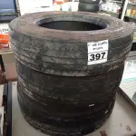 LOTE 397 - 03 PNEUS USADOS PARA CAMINHÃO ¾ 215/75/17,5. (NO ESTADO) ATENÇÃO! FAZER A VISITAÇÃO ANTES DE ARREMATAR, NÃO SABEMOS SE FUNCIONA. LEILÃO NÃO TEM GARANTIA E NEM DEVOLUÇÃO, SUJEITO A POSSÍVEIS AVARIAS VISÍVEIS/OCULTAS E/OU AUSÊNCIA DE COMPONENTES.
