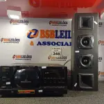 LOTE 348 - 01 CAIXA DE SOM AUTOMOTIVA E 01 DISQUETEIRA. (NO ESTADO) ATENÇÃO! FAZER A VISITAÇÃO ANTES DE ARREMATAR, NÃO SABEMOS SE FUNCIONA. LEILÃO NÃO TEM GARANTIA E NEM DEVOLUÇÃO, SUJEITO A POSSÍVEIS AVARIAS VISÍVEIS/OCULTAS E/OU AUSÊNCIA DE COMPONENTES.