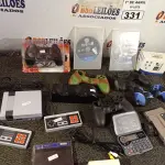 LOTE 331 - 01 LOTE COM PERIFÉRICOS DIVERSOS PARA VIDEOGAME. (NO ESTADO) ATENÇÃO! FAZER A VISITAÇÃO ANTES DE ARREMATAR, NÃO SABEMOS SE FUNCIONA. LEILÃO NÃO TEM GARANTIA E NEM DEVOLUÇÃO, SUJEITO A POSSÍVEIS AVARIAS VISÍVEIS/OCULTAS E/OU AUSÊNCIA DE COMPONENTES.