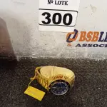 LOTE 300 - 01 RELÓGIO ANALÓGICO INVICTA. (NO ESTADO) ATENÇÃO! FAZER A VISITAÇÃO ANTES DE ARREMATAR, NÃO SABEMOS SE FUNCIONA. LEILÃO NÃO TEM GARANTIA E NEM DEVOLUÇÃO, SUJEITO A POSSÍVEIS AVARIAS VISÍVEIS/OCULTAS E/OU AUSÊNCIA DE COMPONENTES.