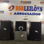 LOTE 285 - 01 MINISSYSTEM. (NO ESTADO) ATENÇÃO! FAZER A VISITAÇÃO ANTES DE ARREMATAR, NÃO SABEMOS SE FUNCIONA. LEILÃO NÃO TEM GARANTIA E NEM DEVOLUÇÃO, SUJEITO A POSSÍVEIS AVARIAS VISÍVEIS/OCULTAS E/OU AUSÊNCIA DE COMPONENTES.