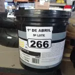 LOTE 266 - 01 BALDE DE GRAXA POLY EX NLGI2 10KG. (NO ESTADO) ATENÇÃO! FAZER A VISITAÇÃO ANTES DE ARREMATAR, NÃO SABEMOS SE FUNCIONA. LEILÃO NÃO TEM GARANTIA E NEM DEVOLUÇÃO, SUJEITO A POSSÍVEIS AVARIAS VISÍVEIS/OCULTAS E/OU AUSÊNCIA DE COMPONENTES.