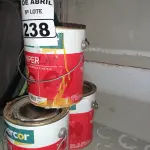 LOTE 238 - 03 GALÕES DE ESMALTE SINTÉTICO HIPERLAR 3L SENDO 02 NA COR AMARELO. (NO ESTADO) ATENÇÃO! FAZER A VISITAÇÃO ANTES DE ARREMATAR, NÃO SABEMOS SE FUNCIONA. LEILÃO NÃO TEM GARANTIA E NEM DEVOLUÇÃO, SUJEITO A POSSÍVEIS AVARIAS VISÍVEIS/OCULTAS E/OU AUSÊNCIA DE COMPONENTES.