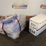 LOTE 532 - 10 MÁSCARAS DE PROTEÇÃO E 05 TERMÔMETROS DIGITAIS. (NO ESTADO) ATENÇÃO! FAZER A VISITAÇÃO ANTES DE ARREMATAR, NÃO SABEMOS SE FUNCIONA. LEILÃO NÃO TEM GARANTIA E NEM DEVOLUÇÃO, SUJEITO A POSSÍVEIS AVARIAS VISÍVEIS/OCULTAS E/OU AUSÊNCIA DE COMPONENTES.
