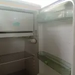 LOTE 505 - 01 GELADEIRA MARCA ELECTROLUX 220V. (NO ESTADO) ATENÇÃO! FAZER A VISITAÇÃO ANTES DE ARREMATAR, NÃO SABEMOS SE FUNCIONA. LEILÃO NÃO TEM GARANTIA E NEM DEVOLUÇÃO, SUJEITO A POSSÍVEIS AVARIAS VISÍVEIS/OCULTAS E/OU AUSÊNCIA DE COMPONENTES.