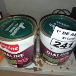 LOTE 241 - 02 GALÕES DE ESMALTE SINTÉTICO IQUINE DIALINE 3,6L NA COR VERDE COLONIAL. (NO ESTADO) ATENÇÃO! FAZER A VISITAÇÃO ANTES DE ARREMATAR, NÃO SABEMOS SE FUNCIONA. LEILÃO NÃO TEM GARANTIA E NEM DEVOLUÇÃO, SUJEITO A POSSÍVEIS AVARIAS VISÍVEIS/OCULTAS E/OU AUSÊNCIA DE COMPONENTES.