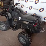 LOTE 343 - 01 QUADRICICLO 200CC. (NO ESTADO) ATENÇÃO! FAZER A VISITAÇÃO ANTES DE ARREMATAR, NÃO SABEMOS SE FUNCIONA. LEILÃO NÃO TEM GARANTIA E NEM DEVOLUÇÃO, SUJEITO A POSSÍVEIS AVARIAS VISÍVEIS/OCULTAS E/OU AUSÊNCIA DE COMPONENTES.