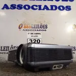 LOTE 320 - 01 PROJETOR MULTIMIDIA MARCA BENQ. (NO ESTADO) ATENÇÃO! FAZER A VISITAÇÃO ANTES DE ARREMATAR, NÃO SABEMOS SE FUNCIONA. LEILÃO NÃO TEM GARANTIA E NEM DEVOLUÇÃO, SUJEITO A POSSÍVEIS AVARIAS VISÍVEIS/OCULTAS E/OU AUSÊNCIA DE COMPONENTES.