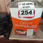 LOTE 254 - 01 LATA DE TINTA IQUINE DELANIL RENDE MUITO 18L FOSCO BASE “C”. (NO ESTADO) ATENÇÃO! FAZER A VISITAÇÃO ANTES DE ARREMATAR, NÃO SABEMOS SE FUNCIONA. LEILÃO NÃO TEM GARANTIA E NEM DEVOLUÇÃO, SUJEITO A POSSÍVEIS AVARIAS VISÍVEIS/OCULTAS E/OU AUSÊNCIA DE COMPONENTES.