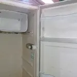 LOTE 417 - 01 GELADEIRA MARCA CÔNSUL 220V. (NO ESTADO) ATENÇÃO! FAZER A VISITAÇÃO ANTES DE ARREMATAR, NÃO SABEMOS SE FUNCIONA. LEILÃO NÃO TEM GARANTIA E NEM DEVOLUÇÃO, SUJEITO A POSSÍVEIS AVARIAS VISÍVEIS/OCULTAS E/OU AUSÊNCIA DE COMPONENTES.
