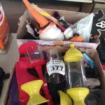 LOTE 377 - 01 LOTE COM ENFEITES DIVERSOS. (NO ESTADO) ATENÇÃO! FAZER A VISITAÇÃO ANTES DE ARREMATAR, NÃO SABEMOS SE FUNCIONA. LEILÃO NÃO TEM GARANTIA E NEM DEVOLUÇÃO, SUJEITO A POSSÍVEIS AVARIAS VISÍVEIS/OCULTAS E/OU AUSÊNCIA DE COMPONENTES.