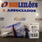 LOTE 532 - 10 MÁSCARAS DE PROTEÇÃO E 05 TERMÔMETROS DIGITAIS. (NO ESTADO) ATENÇÃO! FAZER A VISITAÇÃO ANTES DE ARREMATAR, NÃO SABEMOS SE FUNCIONA. LEILÃO NÃO TEM GARANTIA E NEM DEVOLUÇÃO, SUJEITO A POSSÍVEIS AVARIAS VISÍVEIS/OCULTAS E/OU AUSÊNCIA DE COMPONENTES.