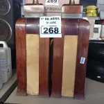 LOTE 268 - 02 BASES DE ABAJUR EM MADEIRA. (NO ESTADO) ATENÇÃO! FAZER A VISITAÇÃO ANTES DE ARREMATAR, NÃO SABEMOS SE FUNCIONA. LEILÃO NÃO TEM GARANTIA E NEM DEVOLUÇÃO, SUJEITO A POSSÍVEIS AVARIAS VISÍVEIS/OCULTAS E/OU AUSÊNCIA DE COMPONENTES.