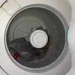 LOTE 424 - 01 LAVADORA MARCA CÔNSUL 7,5 KG 127V. (NO ESTADO) ATENÇÃO! FAZER A VISITAÇÃO ANTES DE ARREMATAR, NÃO SABEMOS SE FUNCIONA. LEILÃO NÃO TEM GARANTIA E NEM DEVOLUÇÃO, SUJEITO A POSSÍVEIS AVARIAS VISÍVEIS/OCULTAS E/OU AUSÊNCIA DE COMPONENTES.