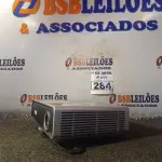 LOTE 284 - 01 PROJETOR MULTIMIDIA MARCA LG. (NO ESTADO) ATENÇÃO! FAZER A VISITAÇÃO ANTES DE ARREMATAR, NÃO SABEMOS SE FUNCIONA. LEILÃO NÃO TEM GARANTIA E NEM DEVOLUÇÃO, SUJEITO A POSSÍVEIS AVARIAS VISÍVEIS/OCULTAS E/OU AUSÊNCIA DE COMPONENTES.