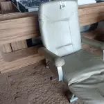 LOTE 281 - 01 POLTRONA PARA DESCANSO RECLINÁVEL. (NO ESTADO) ATENÇÃO! FAZER A VISITAÇÃO ANTES DE ARREMATAR, NÃO SABEMOS SE FUNCIONA. LEILÃO NÃO TEM GARANTIA E NEM DEVOLUÇÃO, SUJEITO A POSSÍVEIS AVARIAS VISÍVEIS/OCULTAS E/OU AUSÊNCIA DE COMPONENTES.