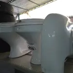 LOTE 458 - 02 VASOS SANITÁRIO E 01 CUBA PARA LAVATÓRIO. (NO ESTADO) ATENÇÃO! FAZER A VISITAÇÃO ANTES DE ARREMATAR, NÃO SABEMOS SE FUNCIONA. LEILÃO NÃO TEM GARANTIA E NEM DEVOLUÇÃO, SUJEITO A POSSÍVEIS AVARIAS VISÍVEIS/OCULTAS E/OU AUSÊNCIA DE COMPONENTES.