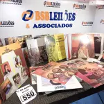 LOTE 550 - 01 LOTE C/APROXIMADAMENTE 28 DISCOS DE VINIL DIVERSOS. (NO ESTADO) ATENÇÃO! FAZER A VISITAÇÃO ANTES DE ARREMATAR, NÃO SABEMOS SE FUNCIONA. LEILÃO NÃO TEM GARANTIA E NEM DEVOLUÇÃO, SUJEITO A POSSÍVEIS AVARIAS VISÍVEIS/OCULTAS E/OU AUSÊNCIA DE COMPONENTES.