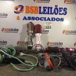 LOTE 323 - 05 ESCOVAS ROTATIVAS E 01 SECADOR. (NO ESTADO) ATENÇÃO! FAZER A VISITAÇÃO ANTES DE ARREMATAR, NÃO SABEMOS SE FUNCIONA. LEILÃO NÃO TEM GARANTIA E NEM DEVOLUÇÃO, SUJEITO A POSSÍVEIS AVARIAS VISÍVEIS/OCULTAS E/OU AUSÊNCIA DE COMPONENTES.