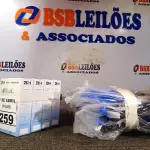LOTE 259 - 10 MÁSCARAS DE PROTEÇÃO E 06 TERMÔMETROS DIGITAIS. (NO ESTADO) ATENÇÃO! FAZER A VISITAÇÃO ANTES DE ARREMATAR, NÃO SABEMOS SE FUNCIONA. LEILÃO NÃO TEM GARANTIA E NEM DEVOLUÇÃO, SUJEITO A POSSÍVEIS AVARIAS VISÍVEIS/OCULTAS E/OU AUSÊNCIA DE COMPONENTES.