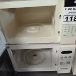 LOTE 118 - 03 MICRO-ONDAS MARCAS E MODELOS DIVERSOS. (NO ESTADO) ATENÇÃO! FAZER A VISITAÇÃO ANTES DE ARREMATAR, NÃO SABEMOS SE FUNCIONA. LEILÃO NÃO TEM GARANTIA E NEM DEVOLUÇÃO, SUJEITO A POSSÍVEIS AVARIAS VISÍVEIS/OCULTAS E/OU AUSÊNCIA DE COMPONENTES.