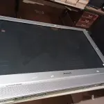 LOTE 150 - 01 TV PANASONIC 42” POL PARA RETIRADA DE PEÇAS. (NO ESTADO) ATENÇÃO! FAZER A VISITAÇÃO ANTES DE ARREMATAR, NÃO SABEMOS SE FUNCIONA. LEILÃO NÃO TEM GARANTIA E NEM DEVOLUÇÃO, SUJEITO A POSSÍVEIS AVARIAS VISÍVEIS/OCULTAS E/OU AUSÊNCIA DE COMPONENTES.