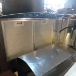LOTE 134 - 01 DEPURADOR DE AR E 01 CAFETEIRA INDUSTRIAL. (NO ESTADO) ATENÇÃO! FAZER A VISITAÇÃO ANTES DE ARREMATAR, NÃO SABEMOS SE FUNCIONA. LEILÃO NÃO TEM GARANTIA E NEM DEVOLUÇÃO, SUJEITO A POSSÍVEIS AVARIAS VISÍVEIS/OCULTAS E/OU AUSÊNCIA DE COMPONENTES.