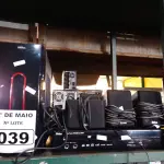 LOTE 039 - 01 DVD HOME THEATER MARCA PHILCO. (NO ESTADO) ATENÇÃO! FAZER A VISITAÇÃO ANTES DE ARREMATAR, NÃO SABEMOS SE FUNCIONA. LEILÃO NÃO TEM GARANTIA E NEM DEVOLUÇÃO, SUJEITO A POSSÍVEIS AVARIAS VISÍVEIS/OCULTAS E/OU AUSÊNCIA DE COMPONENTES.