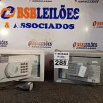 LOTE 288 - 02 COFRES ELETRÔNICOS. (NO ESTADO) ATENÇÃO! FAZER A VISITAÇÃO ANTES DE ARREMATAR, NÃO SABEMOS SE FUNCIONA. LEILÃO NÃO TEM GARANTIA E NEM DEVOLUÇÃO, SUJEITO A POSSÍVEIS AVARIAS VISÍVEIS/OCULTAS E/OU AUSÊNCIA DE COMPONENTES.
