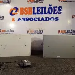 LOTE 288 - 02 COFRES ELETRÔNICOS. (NO ESTADO) ATENÇÃO! FAZER A VISITAÇÃO ANTES DE ARREMATAR, NÃO SABEMOS SE FUNCIONA. LEILÃO NÃO TEM GARANTIA E NEM DEVOLUÇÃO, SUJEITO A POSSÍVEIS AVARIAS VISÍVEIS/OCULTAS E/OU AUSÊNCIA DE COMPONENTES.