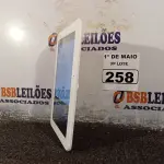 LOTE 258 - 01 TABLET MARCA PHILCO. (NO ESTADO) ATENÇÃO! FAZER A VISITAÇÃO ANTES DE ARREMATAR, NÃO SABEMOS SE FUNCIONA. LEILÃO NÃO TEM GARANTIA E NEM DEVOLUÇÃO, SUJEITO A POSSÍVEIS AVARIAS VISÍVEIS/OCULTAS E/OU AUSÊNCIA DE COMPONENTES.