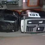 LOTE 101 - 02 RELÓGIOS DE PONTO MARCAS E MODELOS DIVERSOS. (NO ESTADO) ATENÇÃO! FAZER A VISITAÇÃO ANTES DE ARREMATAR, NÃO SABEMOS SE FUNCIONA. LEILÃO NÃO TEM GARANTIA E NEM DEVOLUÇÃO, SUJEITO A POSSÍVEIS AVARIAS VISÍVEIS/OCULTAS E/OU AUSÊNCIA DE COMPONENTES.